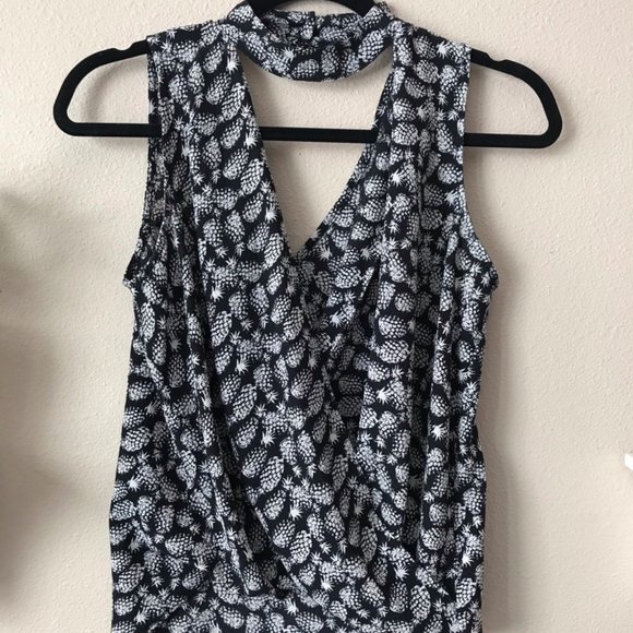 Pineapple Print Tank Top - Picture 2 of 6